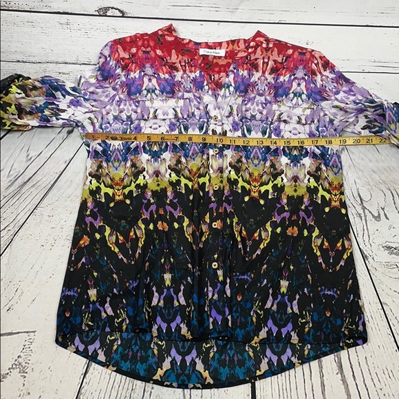 Calvin Klein- Button up, roll sleeve top, multi colored - Picture 6 of 11